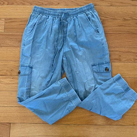 Drawstring Elastic Waist Distressed Joggers. - Picture 4 of 4